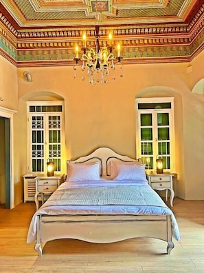 In-room safe, laptop workspace, iron/ironing board, free WiFi - LOS 1 (Symi)