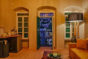 Apartamento Deluxe, vistas al mar | Interior