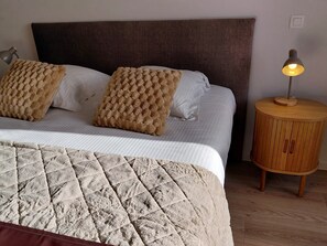 Apartment - Luxury Apartment With Pool & Parking (Nieuwpoort)