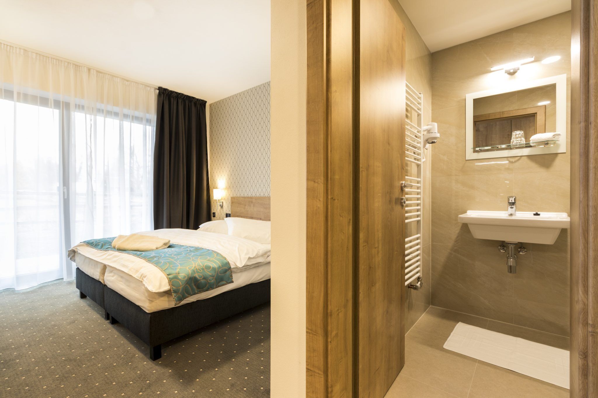 Suíte luxo, vista para a montanha