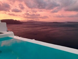 Kolam renang terbuka 