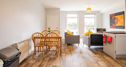 Modern 2-Bedroom Galway City Apartment
