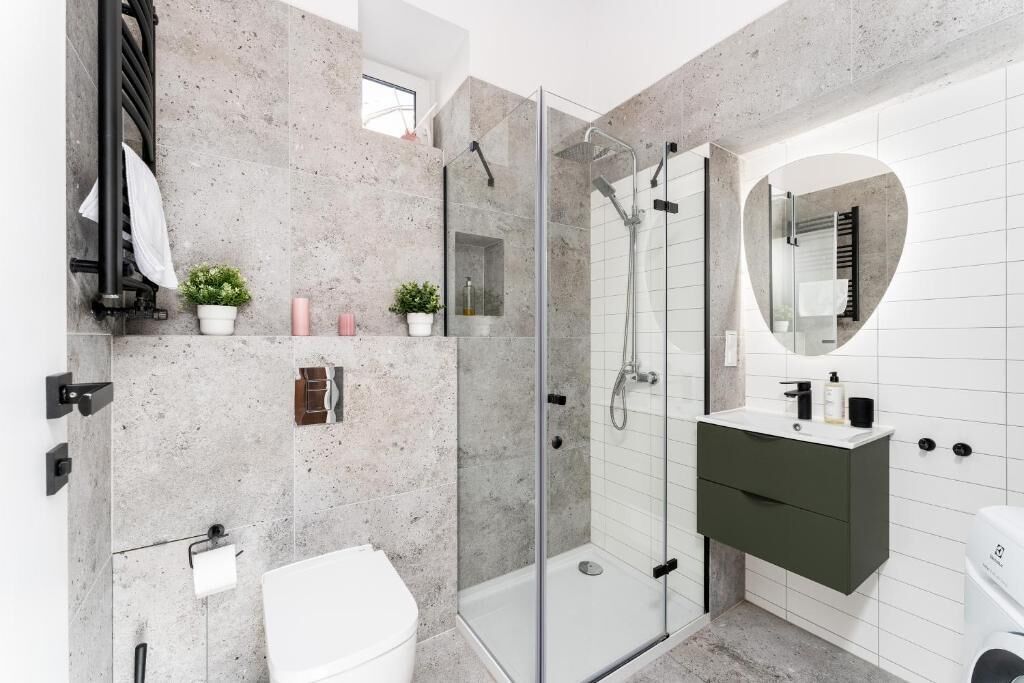Appartement, balcon, vue cour intérieure | Salle de bain