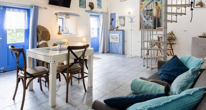 Gîte Atelier La Croix Blanche avec jardin privé, Wi-Fi et climatisation