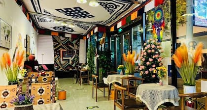 Kailash International Youth Hostel