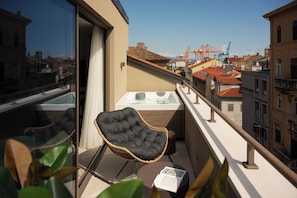 Deluxe Balcony Room with Jacuzzi | Terrace/patio - Armerun Hotel Rijeka (Rijeka)