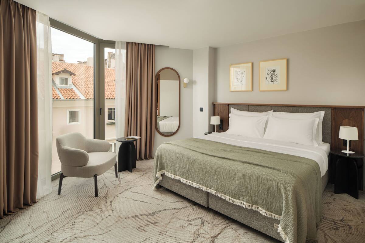 Superior Promenade Side room | Vue de la chambre