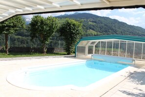 Pool - Country House “Logis Belledonne - Group” with Mountain View, Shared Pool & Wi-Fi (Arvillard)