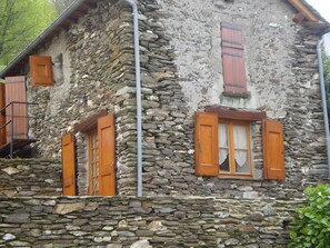 Exterior detail - Traditional Stone Cottage in the Cévennes (Sainte-Croix Vallée Francaise)