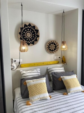 2 bedrooms, iron/ironing board, WiFi, bed sheets - Villa Gaia NaxHom in Agia Anna (Agia Anna Naxos)
