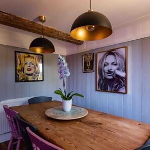 Dining - 17th-Century Flint Cottage by Viking Bay (Kent)