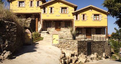 Rural Holiday Home Next to Lake in the Village Casas del Monte in Extremadura