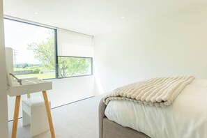 1 bedroom, iron/ironing board, WiFi, bed sheets - The Studio @ Cherry Tree (Natland)