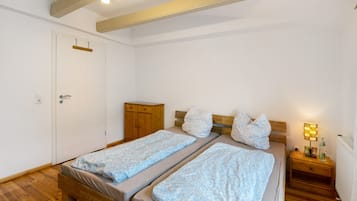 1 habitación y ropa de cama
