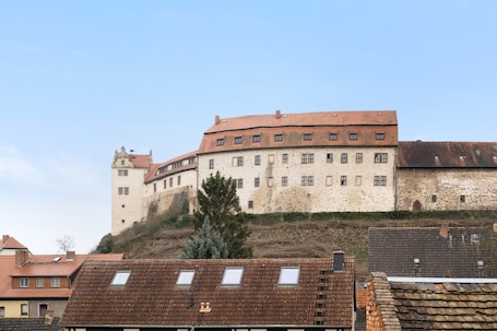 Exterior. Apartment with Castle View in the Heart of Wettin – Sleeps 2 Guests