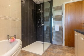 Hair dryer, towels - The House at Cherry Tree (Kendal)
