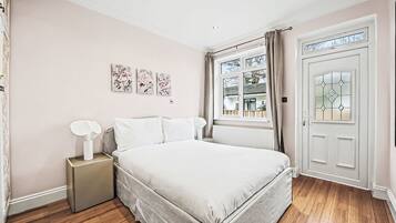 3 bedrooms, Internet