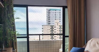 Apartment with ocean view, beachfront, 7th floor.