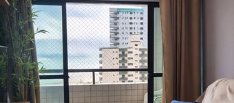 Apartment with ocean view, beachfront, 7th floor.