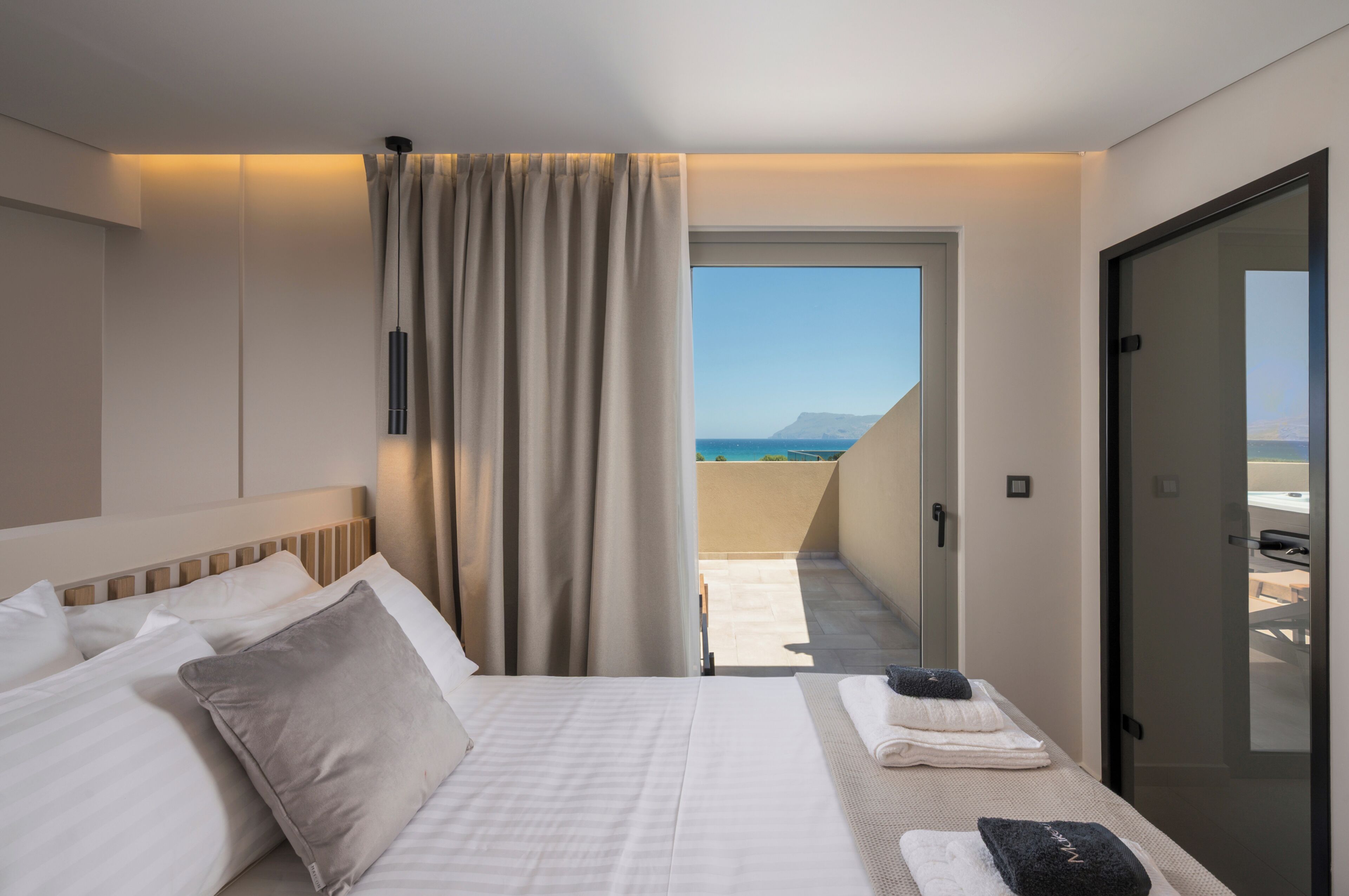 Panoramic Sea View Family Maisonette with Outdoor Hot Tub | In-room safe, blackout drapes, soundproofing, iron/ironing board