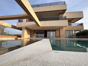 Signature Infinity Pool Villa | Terrasse/patio