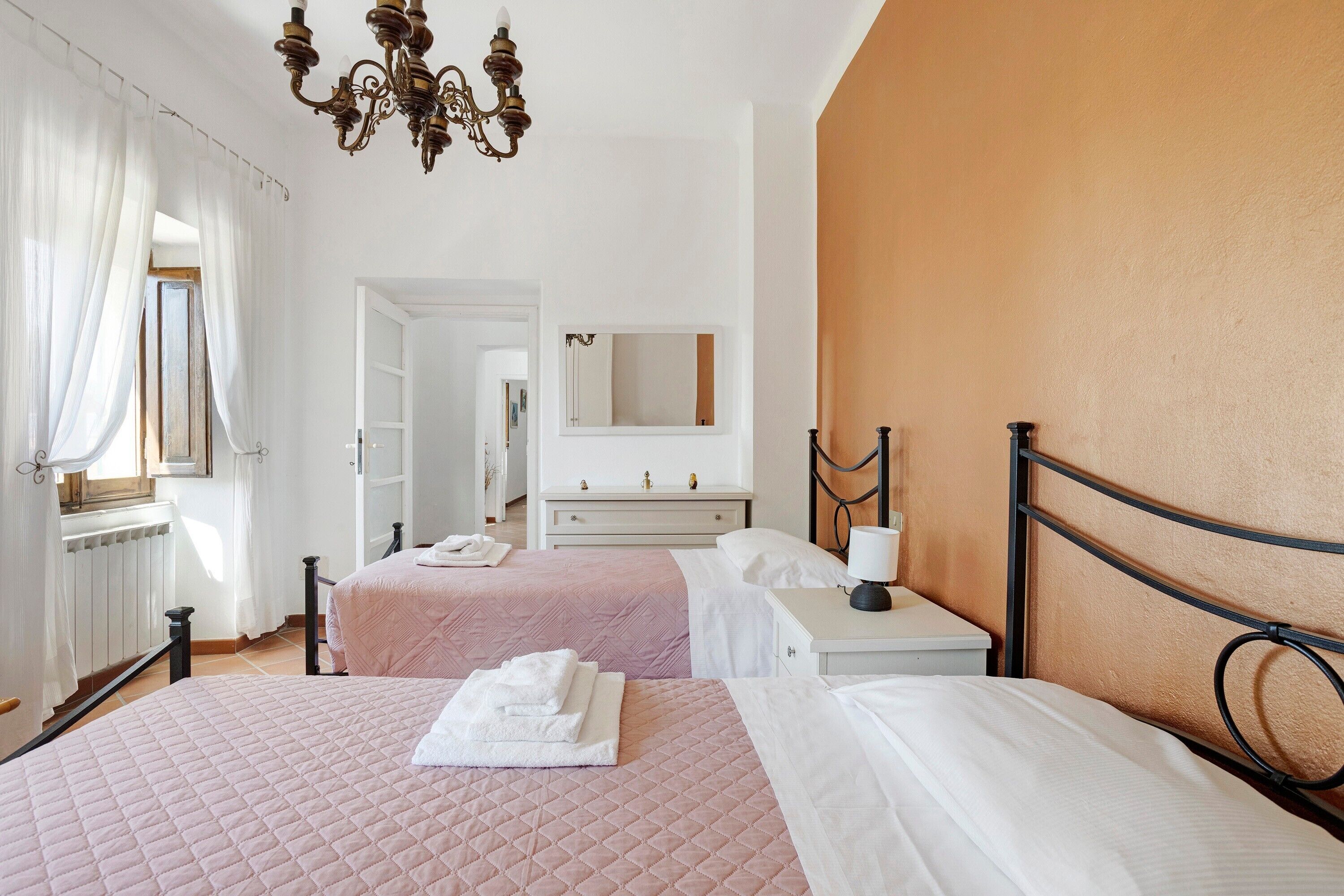 1 chambre, Wi-Fi, draps fournis