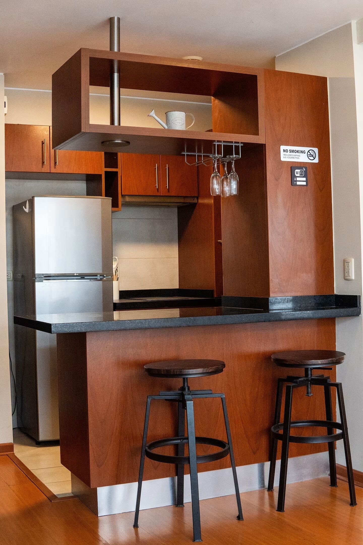 Basic Apartment, Balcony | Private kitchen