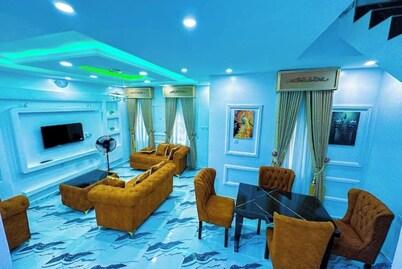A Classy Home – The Paletinos U5 | 4BR Retreat with 24-Hr AC & Solar Power