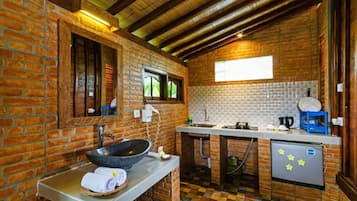 Bungalow - balkon - havudsigt | Privat køkken