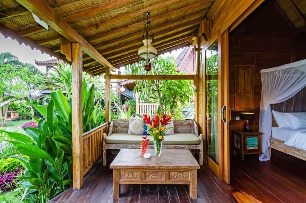 Bungalow Deluxe, ban công, quang cảnh sân vườn | Hiên
