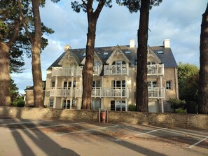 Exterior - La Parenthèse Bleue – Sea View and Pool (Fouesnant)
