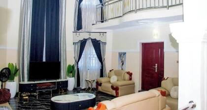 Exclusive Holiday Villa in Umuahia
