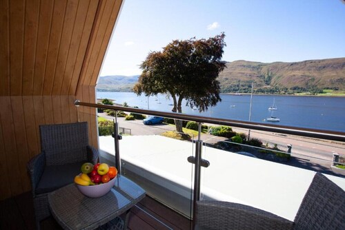 Loch View Apartment in Fort William Town Centre
