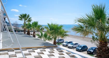 Sea View-Palm Trees Apartment Durres