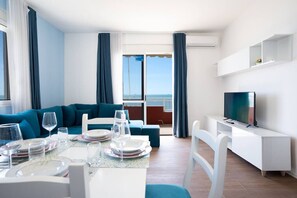 Living area - Sea View-JB Beach Apartment - Durrës (Durrës)