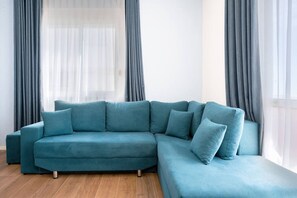 Living area - Sea View-JB Beach Apartment - Durrës (Durrës)