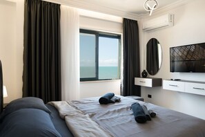 Iron/ironing board, WiFi, bed sheets - Sea View-Adriatic Horizon by TOK (Durrës)