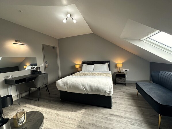 Iron/ironing board, free WiFi