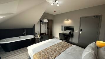 Iron/ironing board, free WiFi