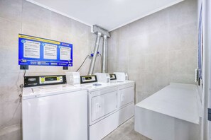 Interior - Centro Mar - a minutos de la playa - 2 Personas (Viña del Mar)