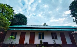 Exterior - Nahor Inn (Guwahati)