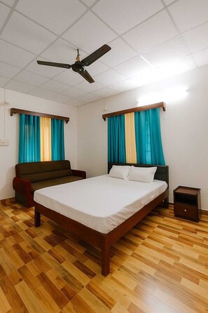 Deluxe Double or Twin Room, Garden View | Desk, laptop workspace, free WiFi - Nahor Inn (Chandanpur)
