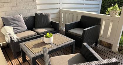 Gem of Vuosaari - private sauna, free parking, WiFi, walking distance from metro
