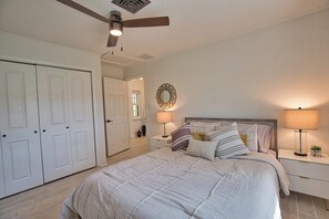 Fer et planche à repasser, Wi-Fi, draps fournis