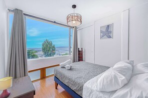 3 bedrooms, iron/ironing board, WiFi - Costa Azul- 3D Seafront Apartment (Algarrobo)