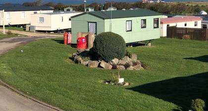 Beautiful 3 Bed, Sleeps 6, Wifi, Pet Friendly