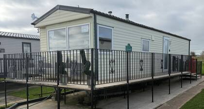 Beautiful 3 Bed, Sleeps 6, Wifi, Pet Friendly