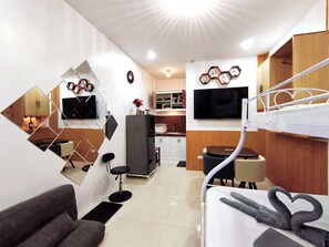 Living area - Cozy Studio Near Clark International Airport, Philippines (Mabalacat City)