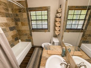Shower, hair dryer, towels, soap - WHISPERING PINES — PRIVATE LAKEFRONT RETREAT ON 240 ACRES (Fruitvale)