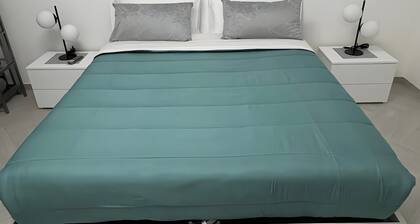 Olympo House Apartment with Balcony, Sea View, Wi-Fi, and Air Conditioning